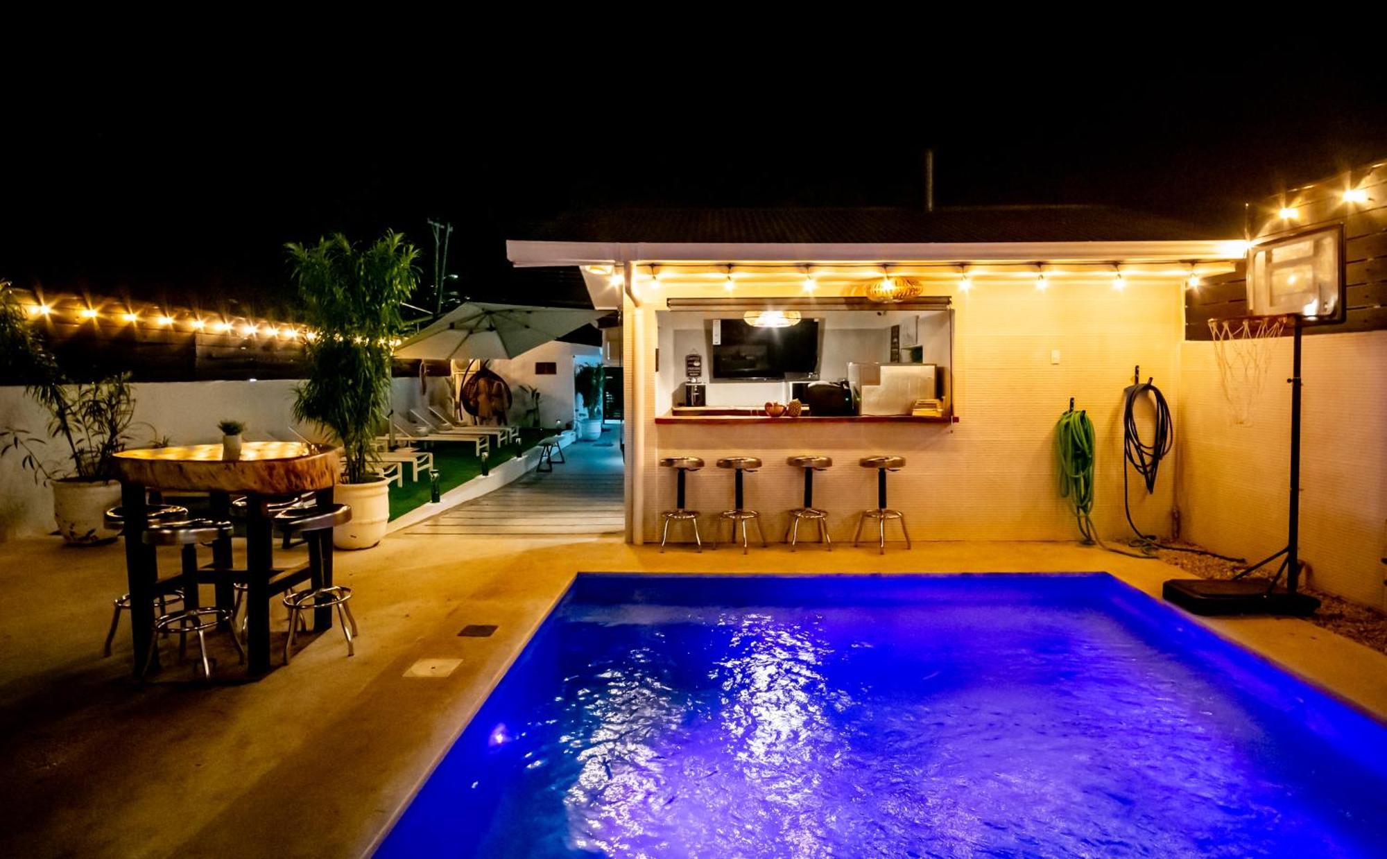 Anika Boutique Suites โกโก ภายนอก รูปภาพ